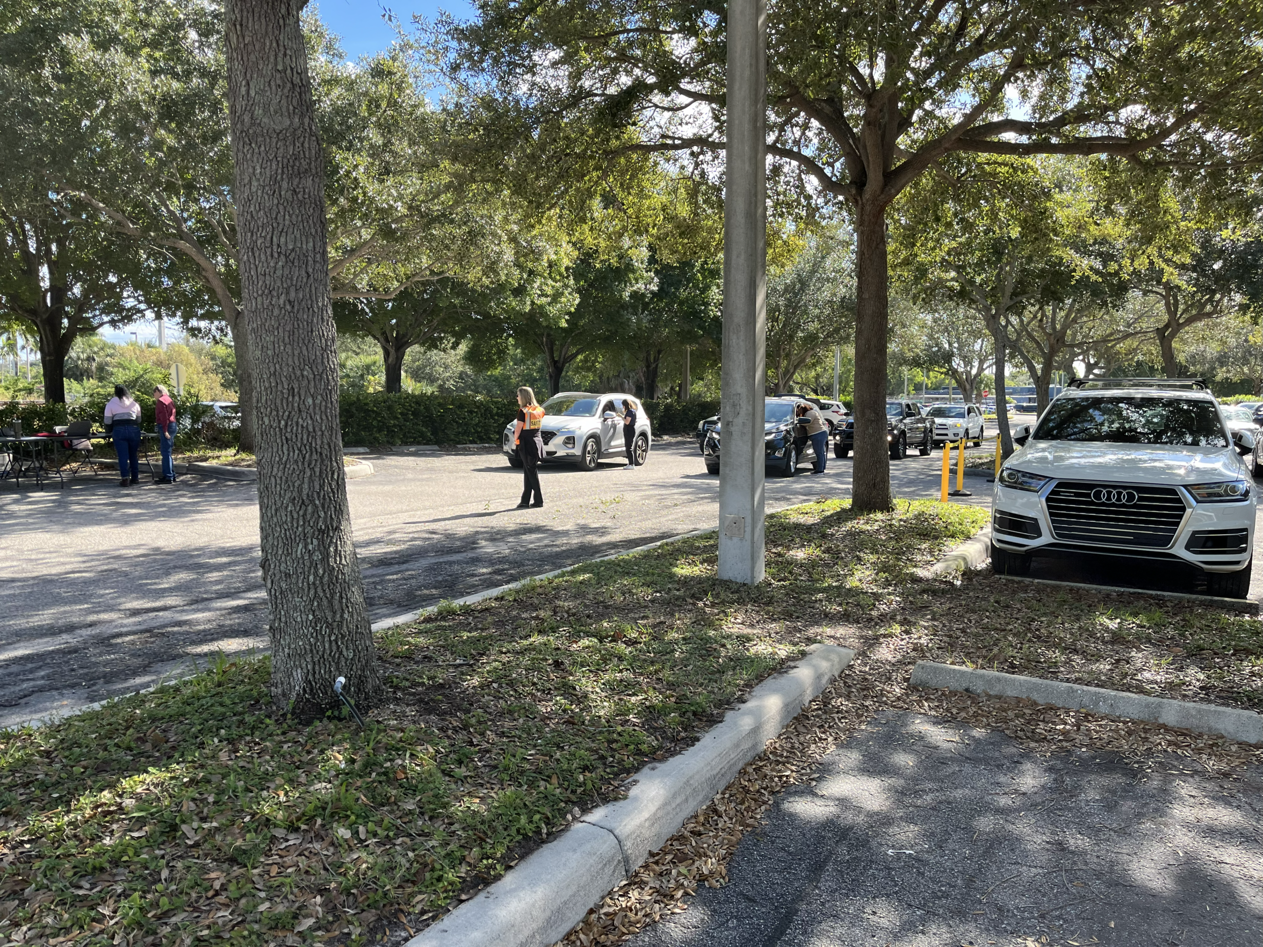 Palm Beach Food Bank Food Drive and Donation Event
