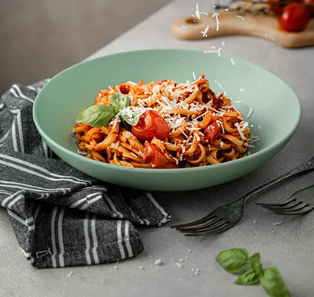 Pasta with Creamy Pumpkin Sauce